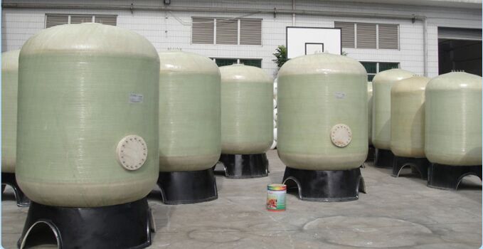 成品水處理玻璃鋼樹脂罐準備發(fā)貨